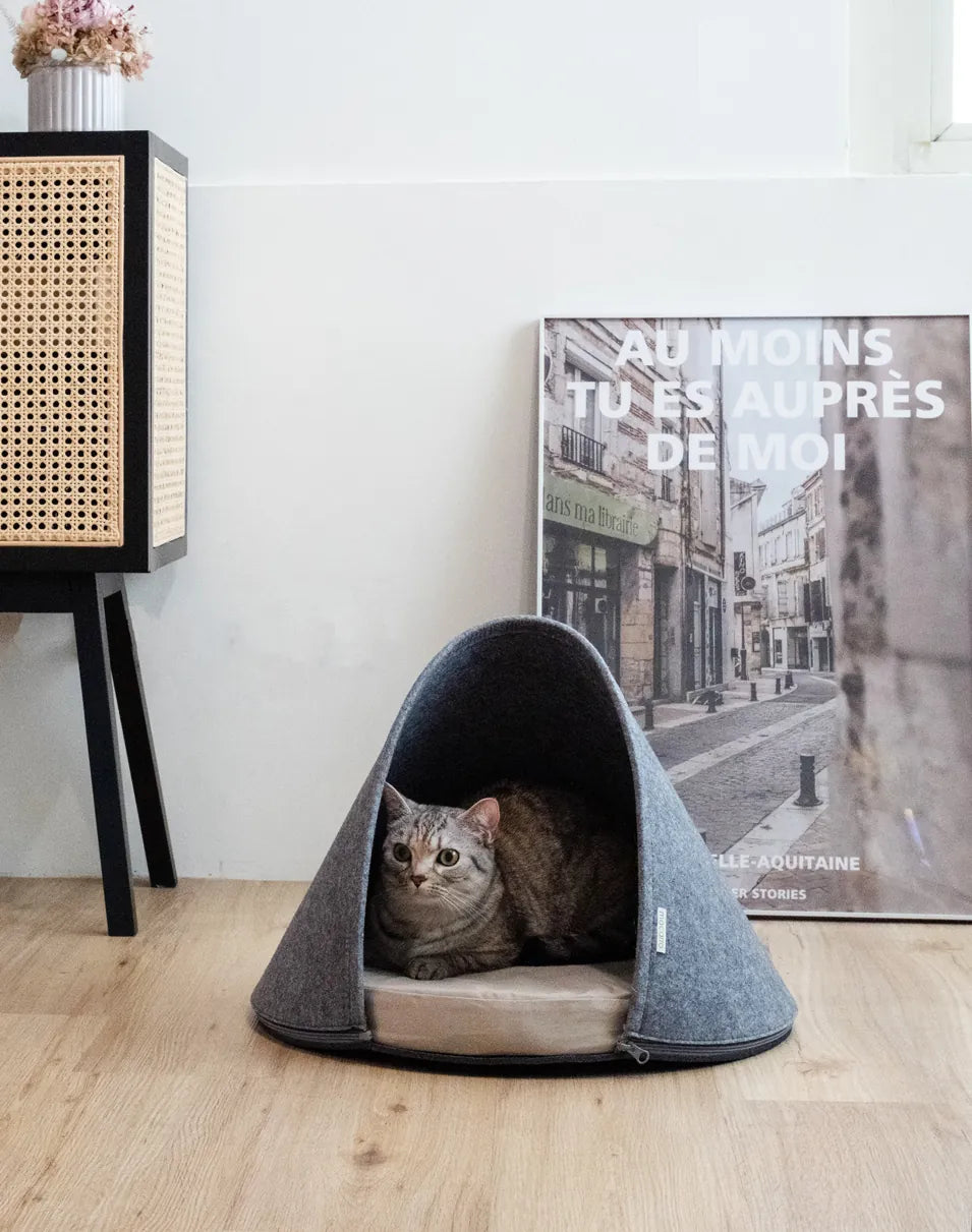 macarro Felted Pet Cave with Latex Mattress