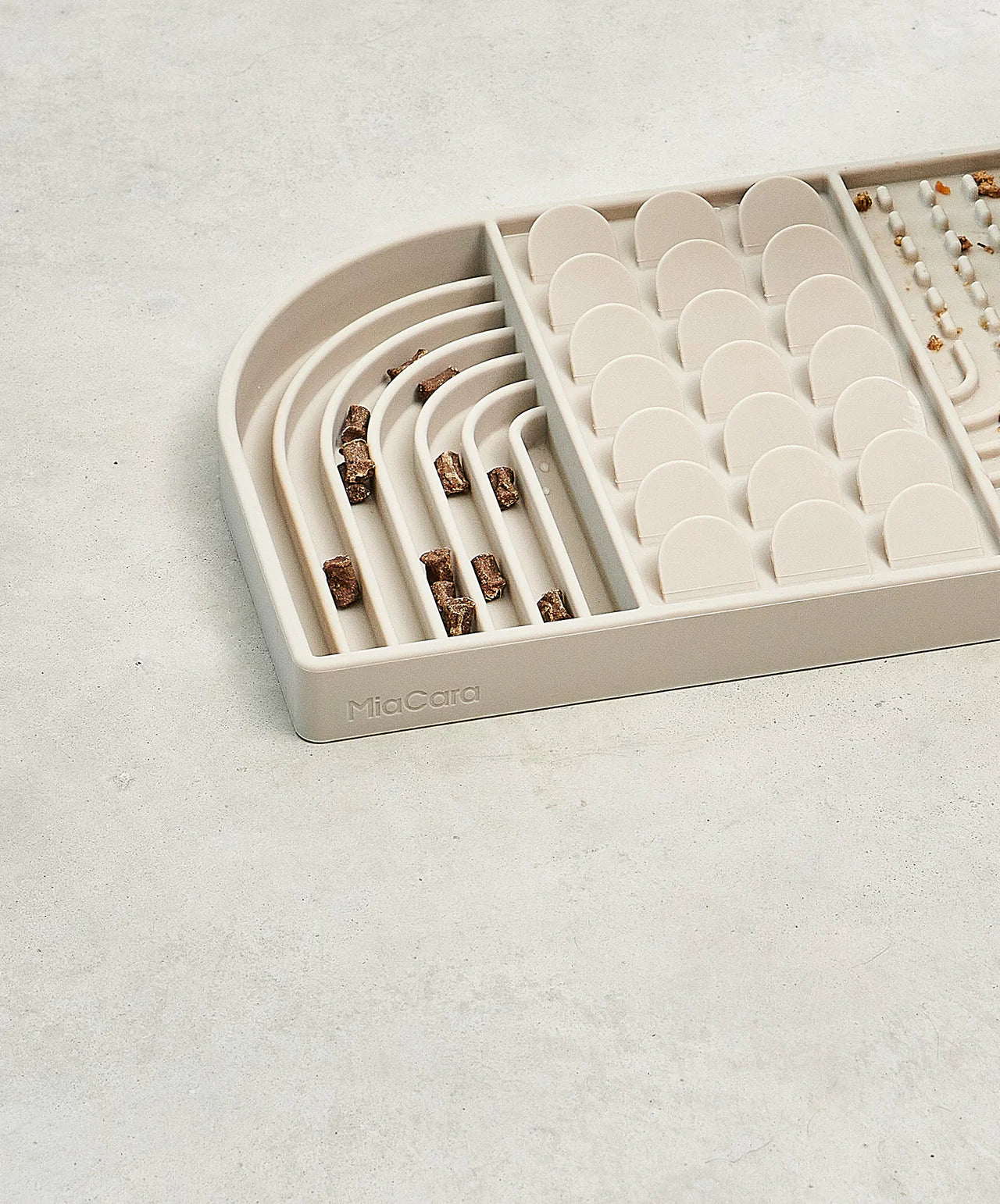 MiaCara Aperitivo Cat Activity Toy